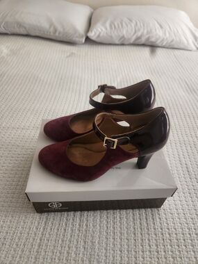Giani Bernini Burgundy Mary Jane Heels with Patent Ankle Strap